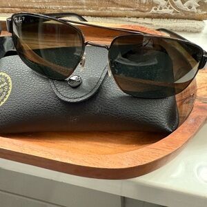 Ray-Ban’s mens  like new sunglasses